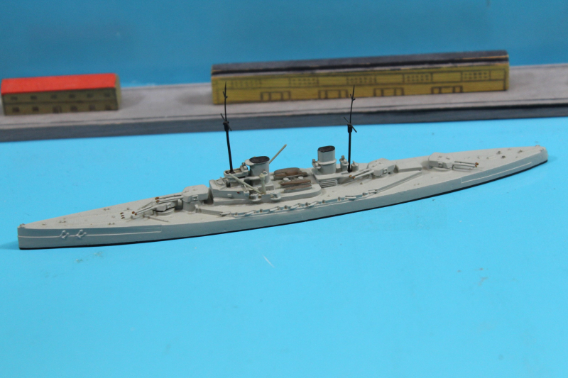 Example undamaged model